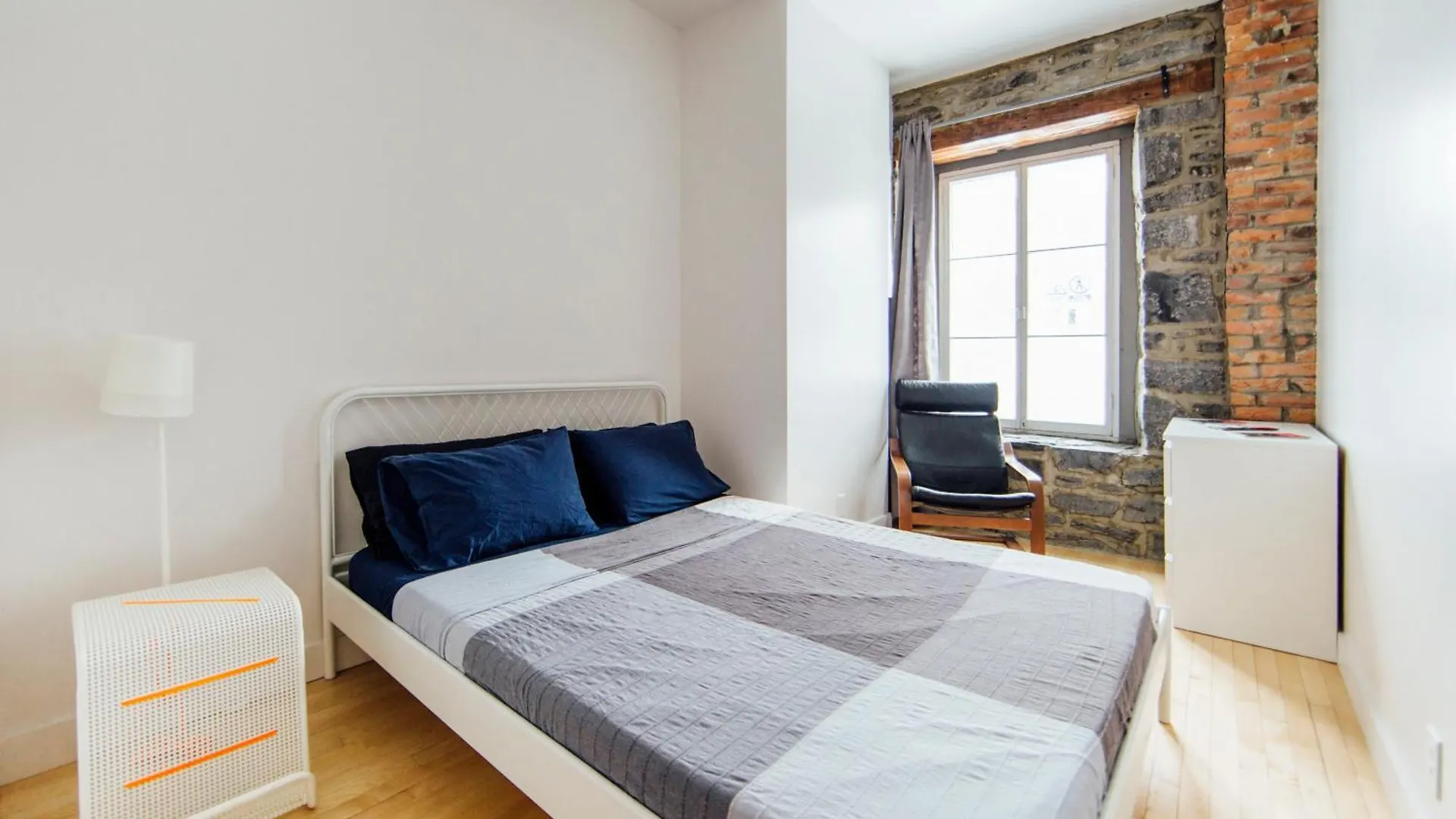 Alt Hostel Montreal Canada