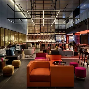 Hotel W